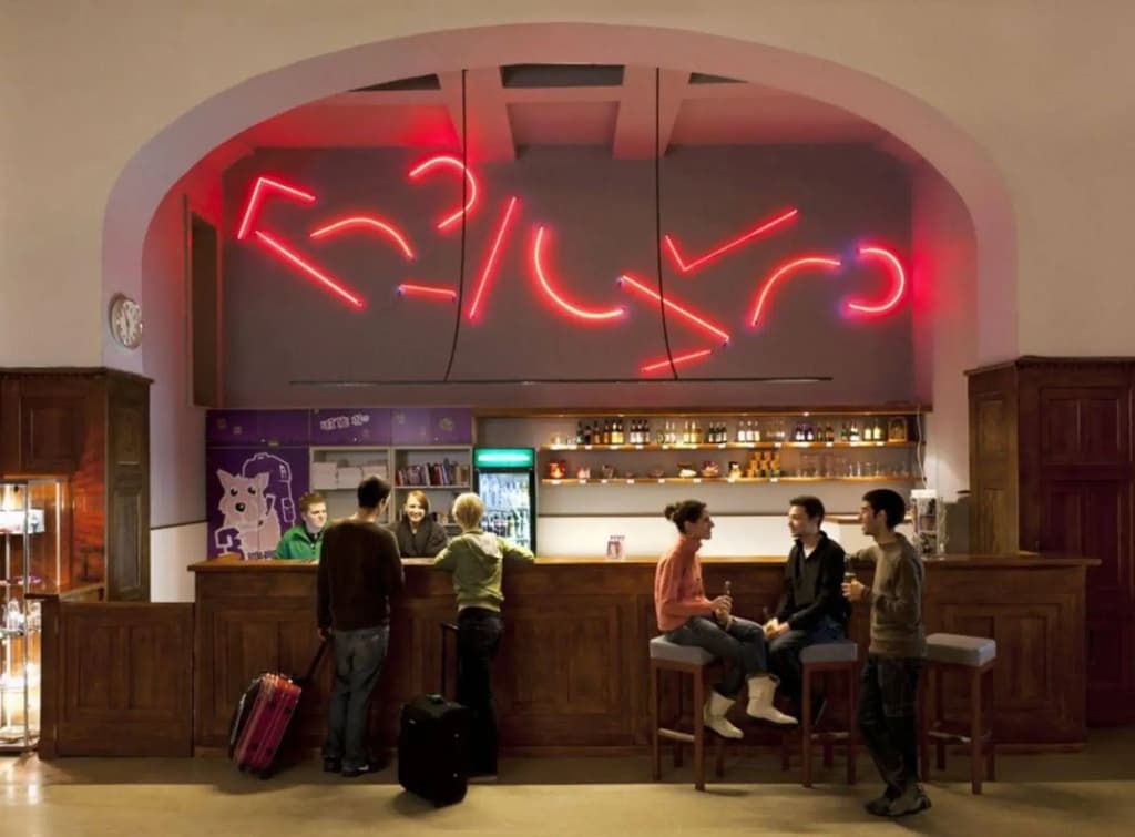 Three Little Pigs Hostel Berlin - photo 12