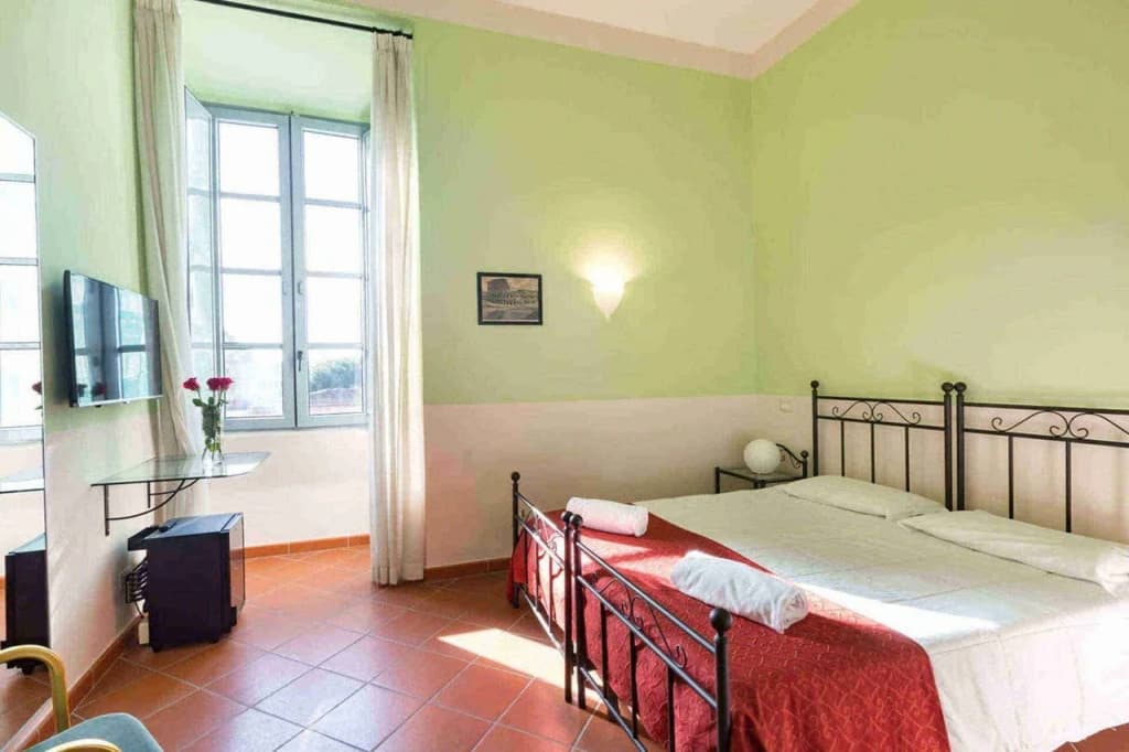 Hotel Domus Sessoriana - photo 21