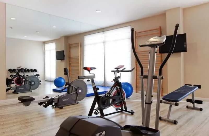 Hotel Arosa - photo 18