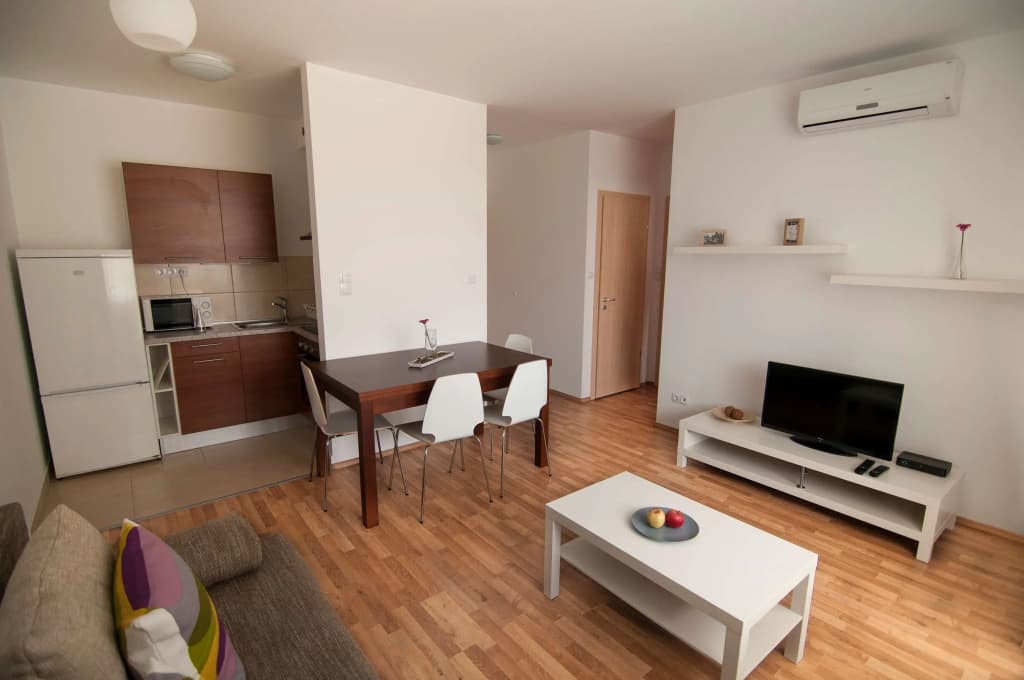 Corvin Center Suites - photo 27