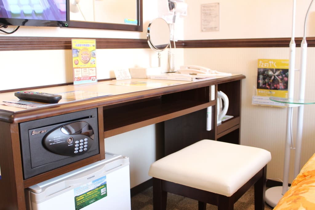 Toyoko Inn Tokyo Nihombashi Hamacho Meijiza Mae - photo 15