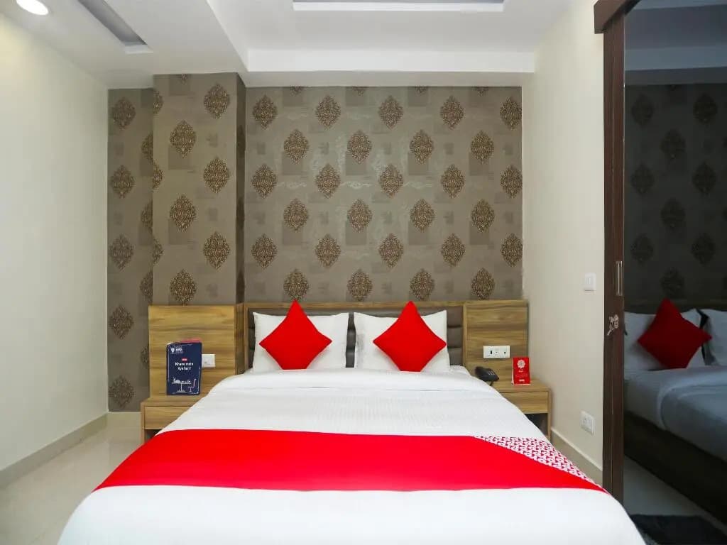 The Garden Side Inn by OYO Rooms - photo 10