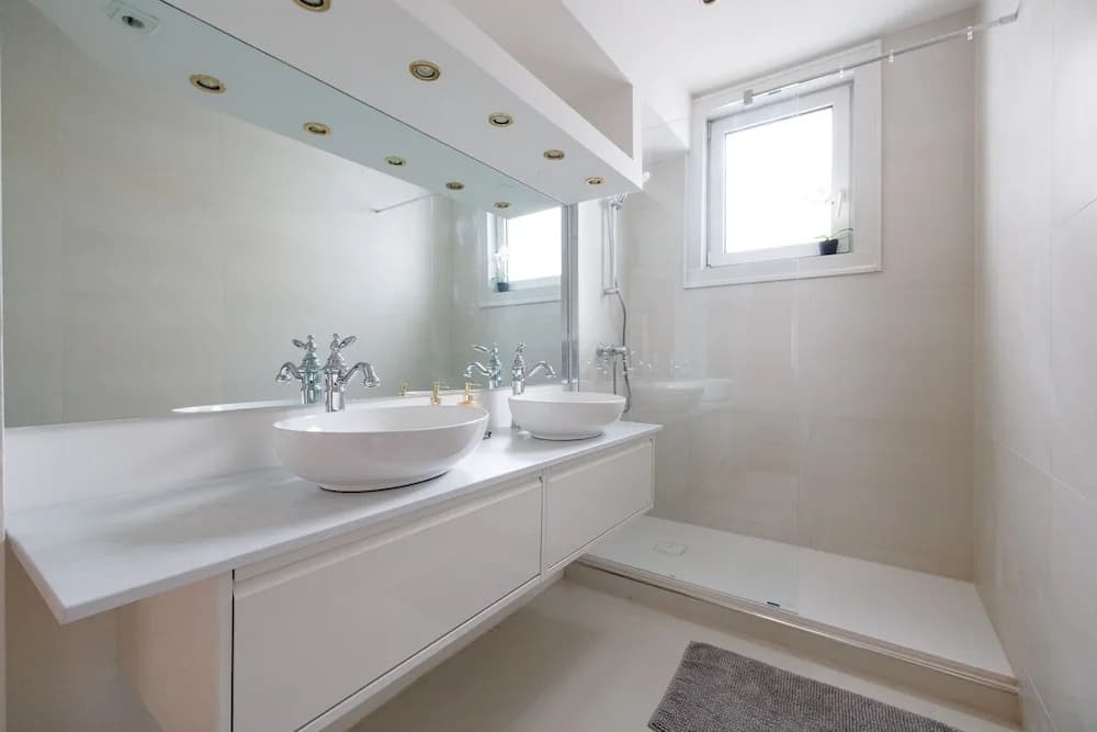 Opera City Center Apartments - photo 32