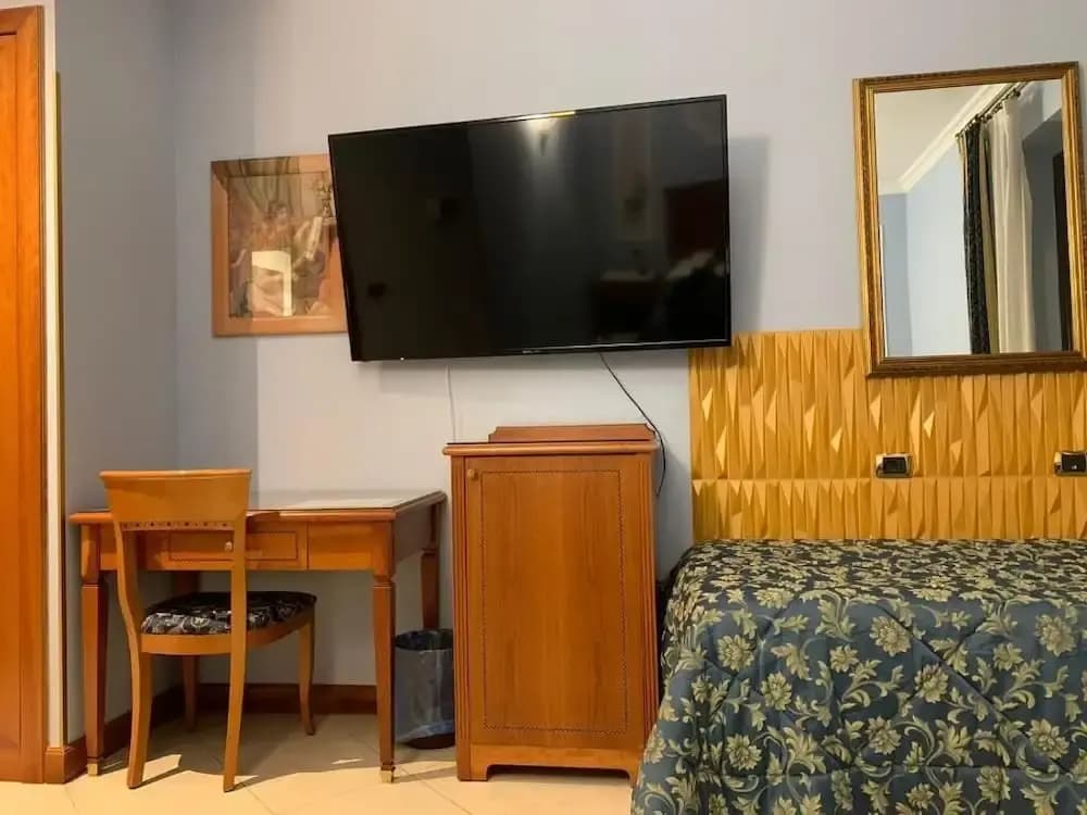 Consoli Romani Vatican Rooms - photo 3
