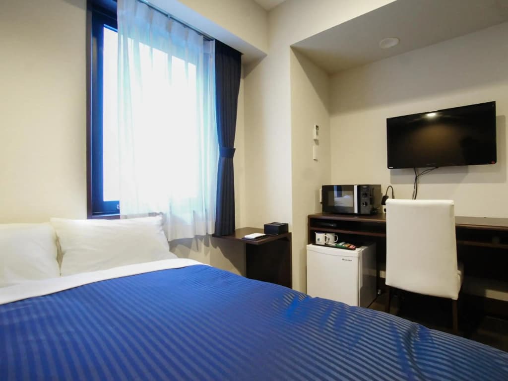 Hotel Livemax Tokyo Bakurocho - photo 2