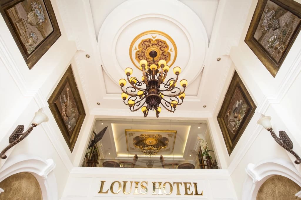 Louis Hotel - main photo