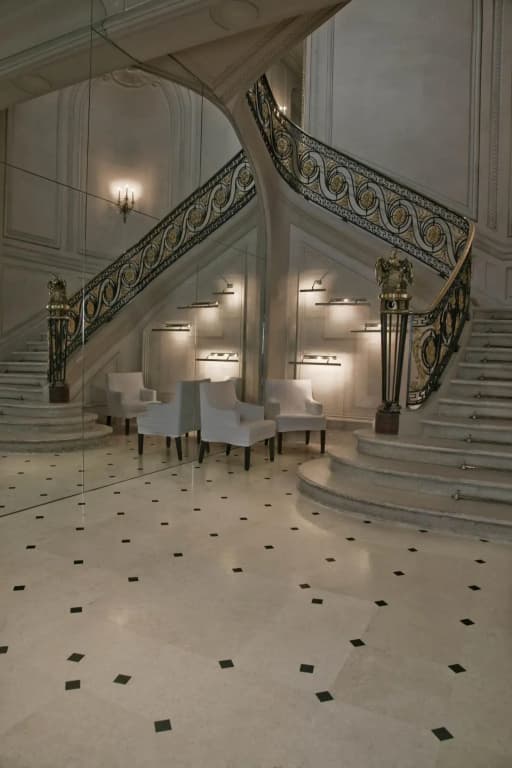 La Maison Champs Elysées - photo 13