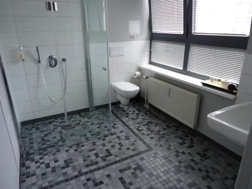Arena Inn - photo 9