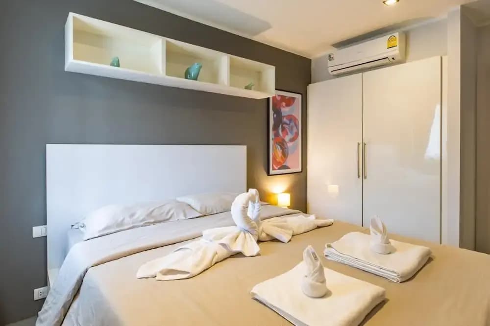 Modern Condo - 1BR T1-201 - photo 12