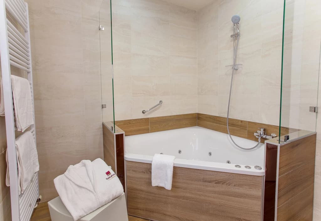 Mamaison Hotel Andrassy Budapest - photo 24