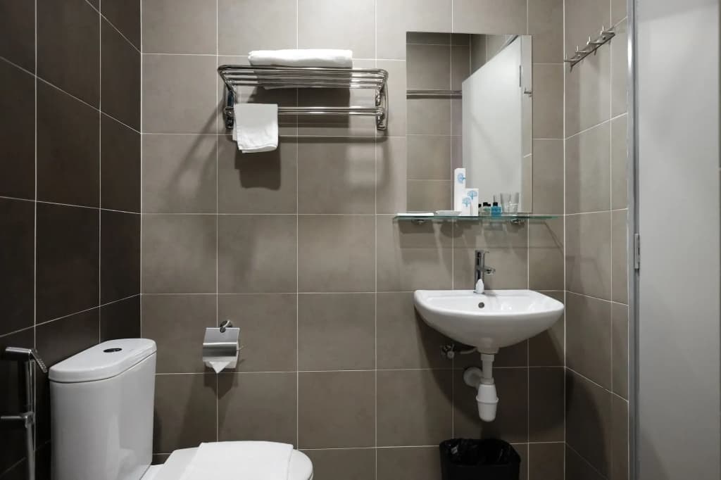 B Lot Hotel - photo 8