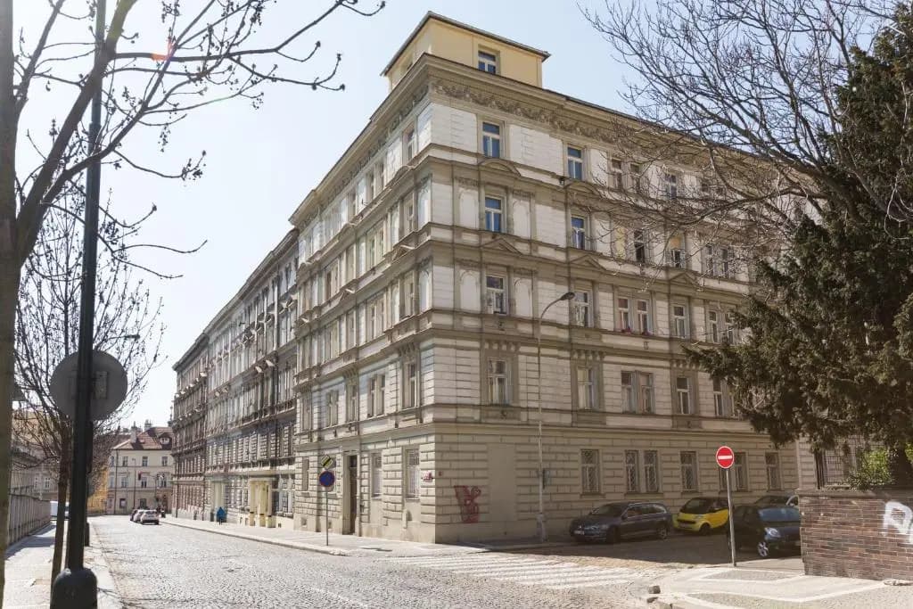 Benatska Apartment - main photo