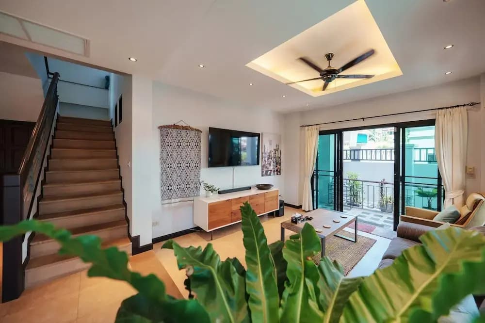 Patak 3 Bedroom Private Pool Villa - photo 4
