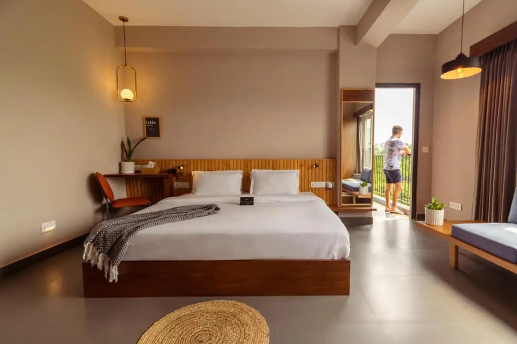 Minimalist Poshtel & Suites - photo 16