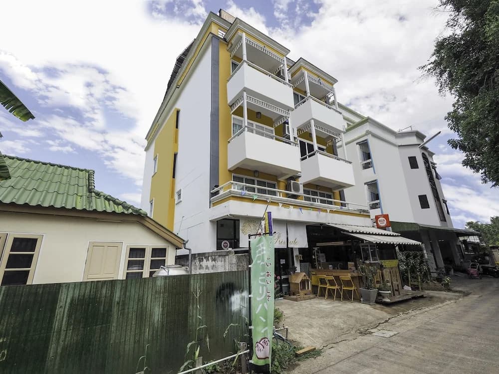 OYO 983 The Private Hotel - photo 17