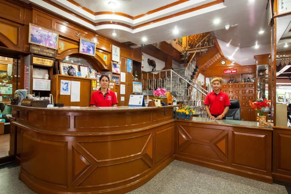 Lamai Inn Hotel - photo 15