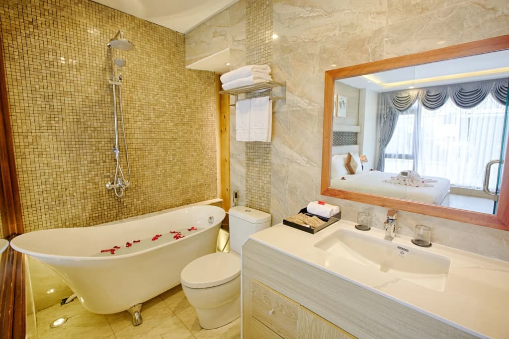 Alyssa Da Nang Hotel - photo 10