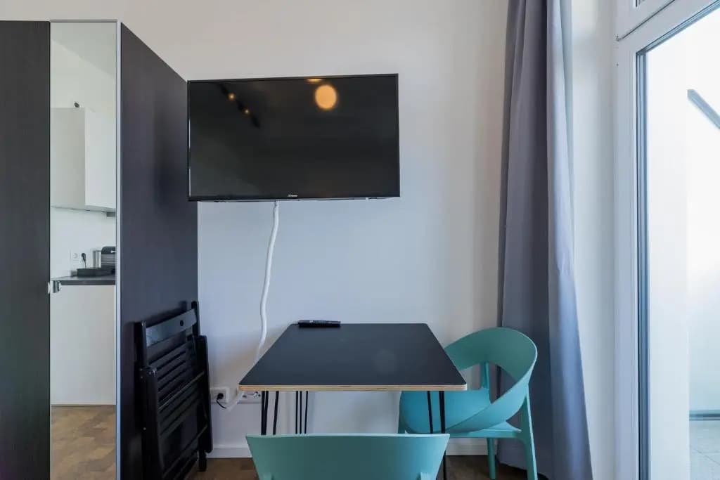 Nena Apartments Hermannplatz - photo 12