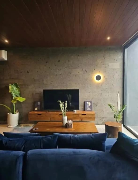 Luxury 3BR Townhouse - photo 1