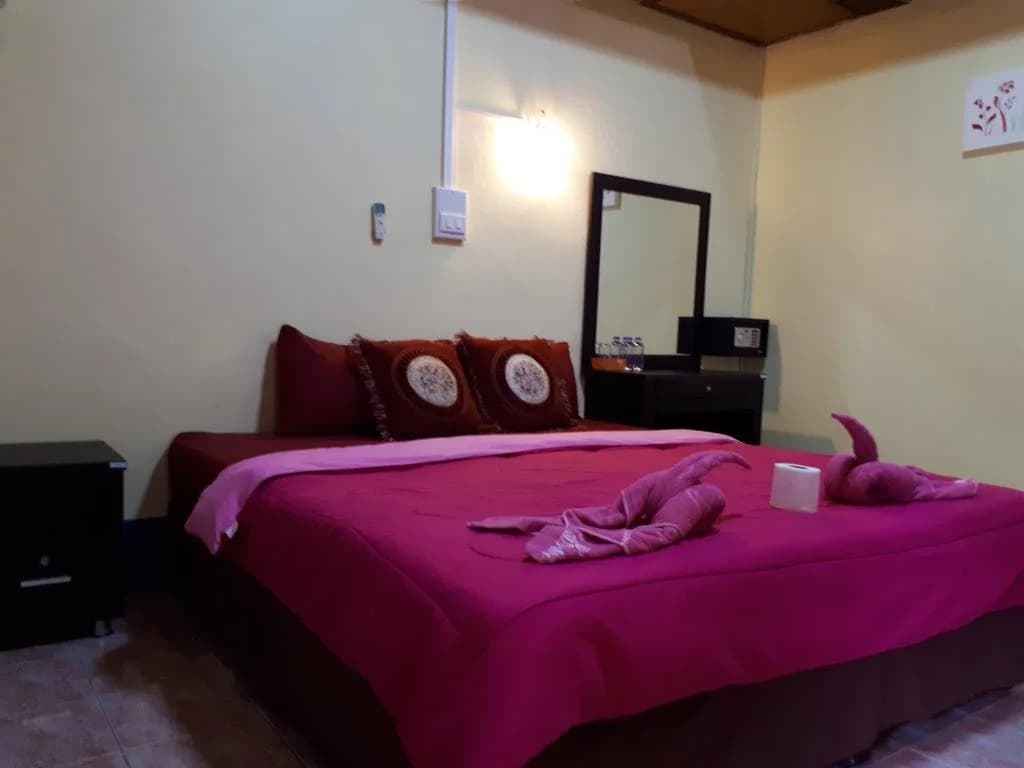 Lanta Sunmoon Bungalow - photo 3