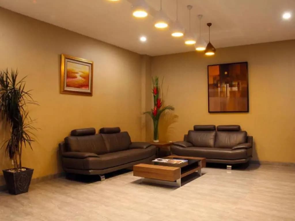 Picasso Inn - photo 15