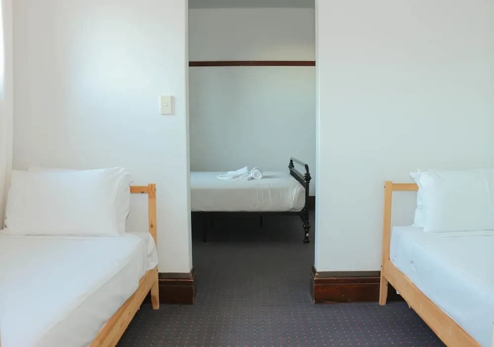 Charing Cross Hotel - photo 2
