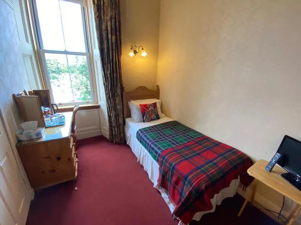 Rosehall Hotel - photo 3