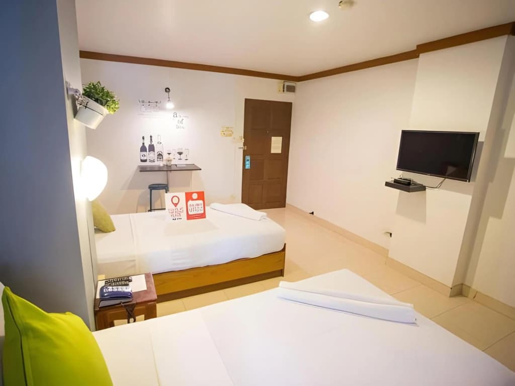Collection O Howard Square Boutique Hotel - photo 17
