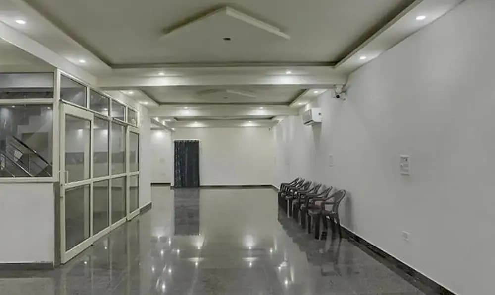 FabHotel Vihaan Regency - photo 12