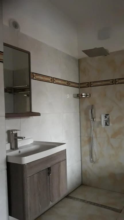 The Grand Inn Hotel - photo 11