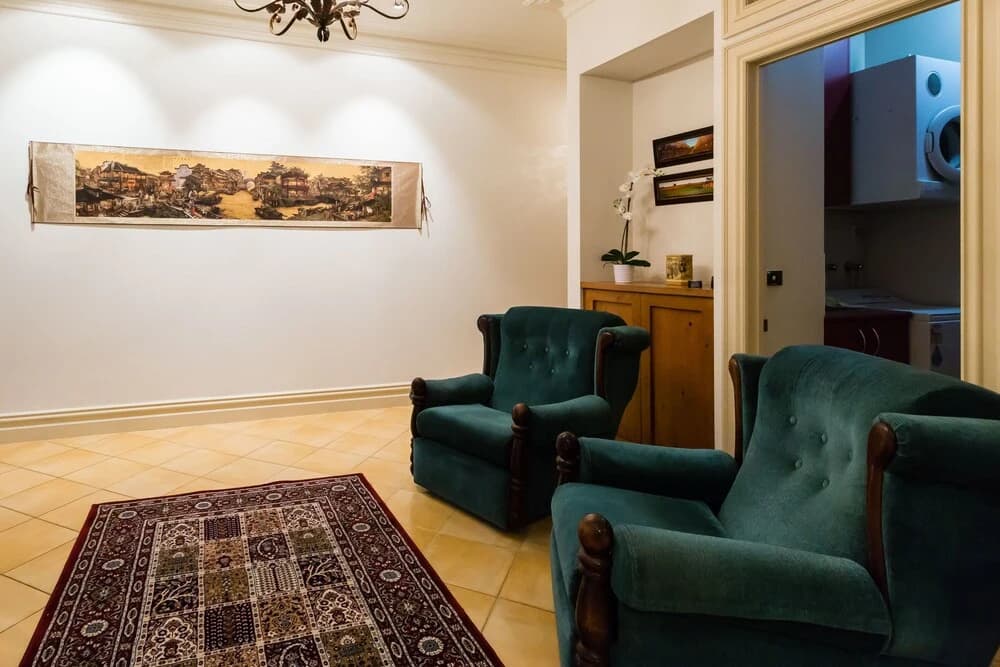 HANNA, 3BDR Melbourne Apartment - photo 5