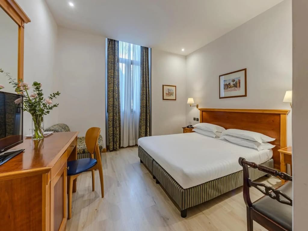 Hotel Diplomatic - photo 35