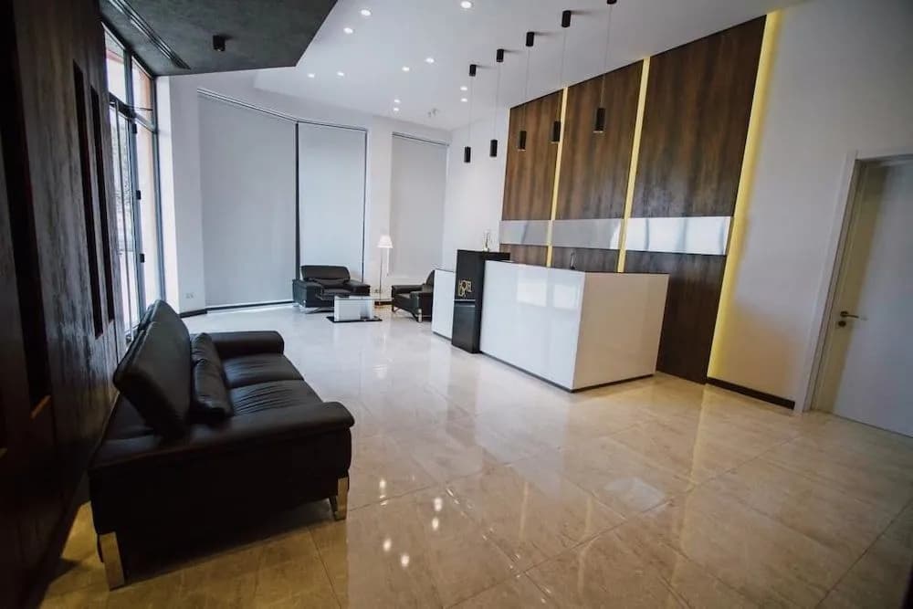 Hotel Lux - photo 10