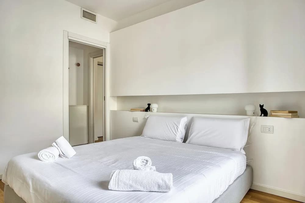 Modern Flat Near Historic Castle - photo 9