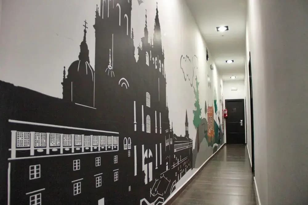 JC Rooms Santa Ana - photo 22