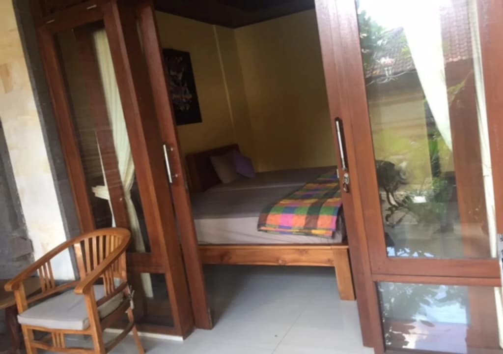 Cantik Homestay - photo 2