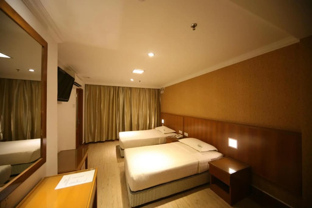 Cardogan Hotel - photo 3