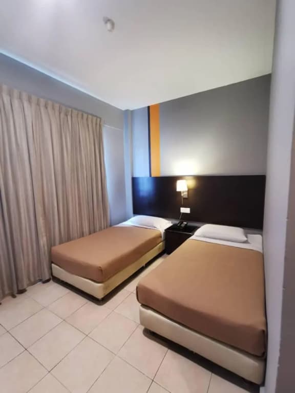 One World Lodging - photo 3