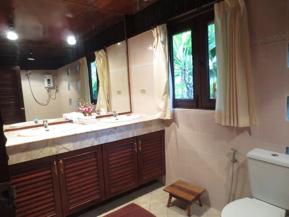 Petchpailin Resort - photo 9