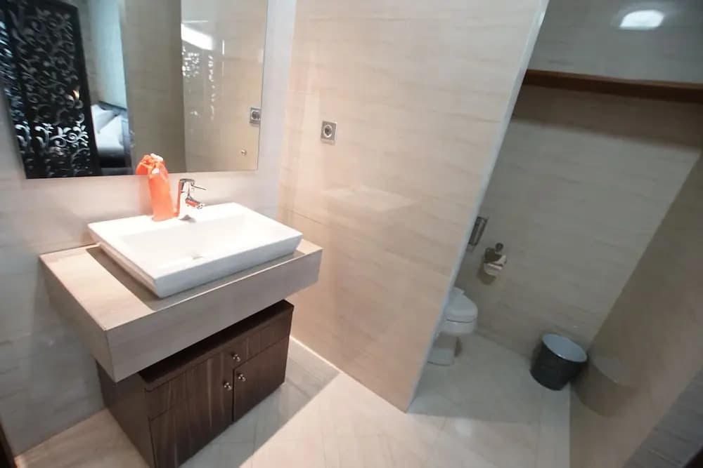 Apatel Ancol Mansion - photo 8