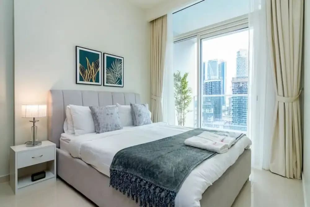 Sparking 2 BR at Vera Residences - photo 2