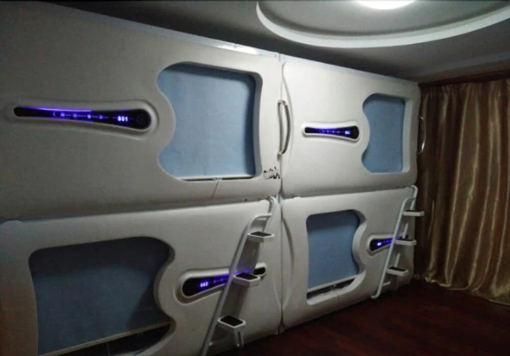 Full Cabin Hostel - photo 3
