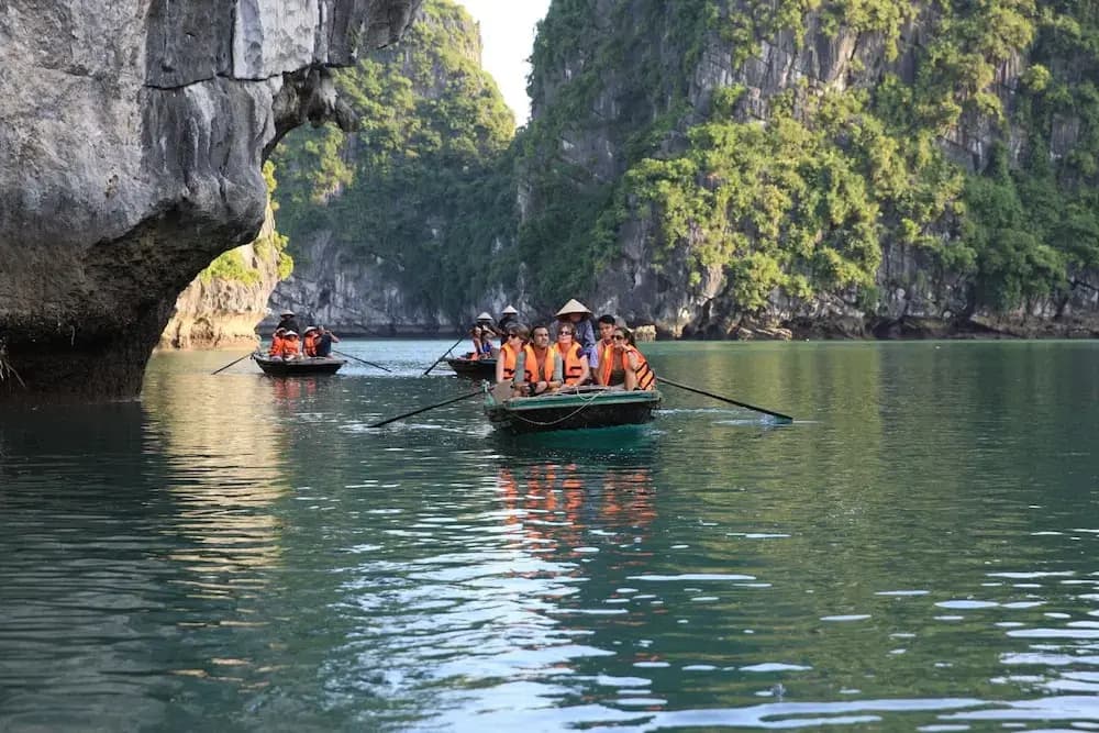 Garden Bay Luxury Cruise - photo 19