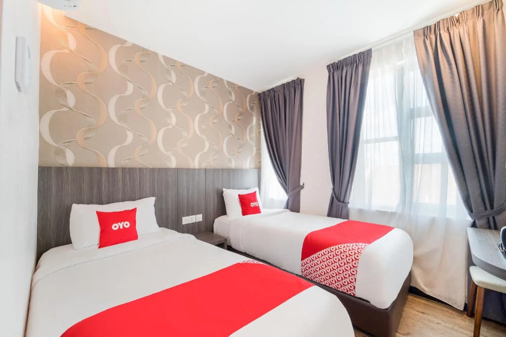 OYO 89386 Stay 365 Hotel - photo 3