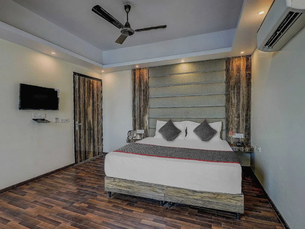 Hotel O Golden King - photo 18