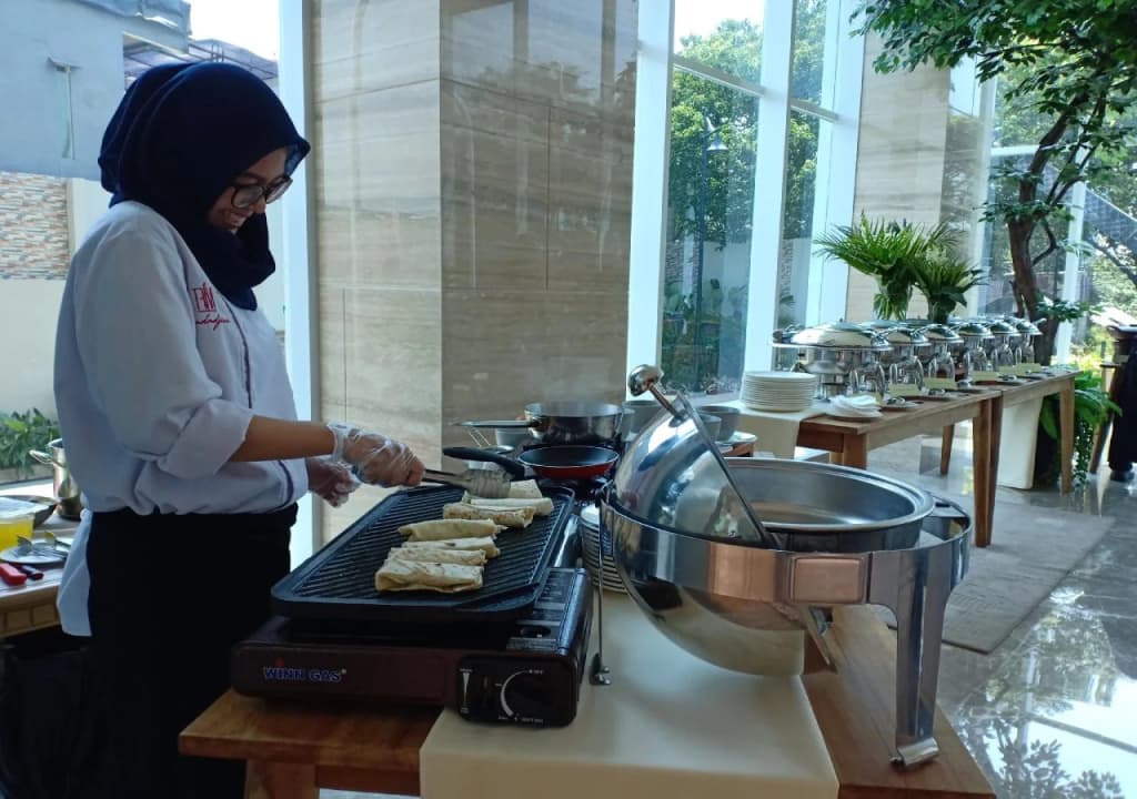 Azana Suite Hotel Antasari - photo 24