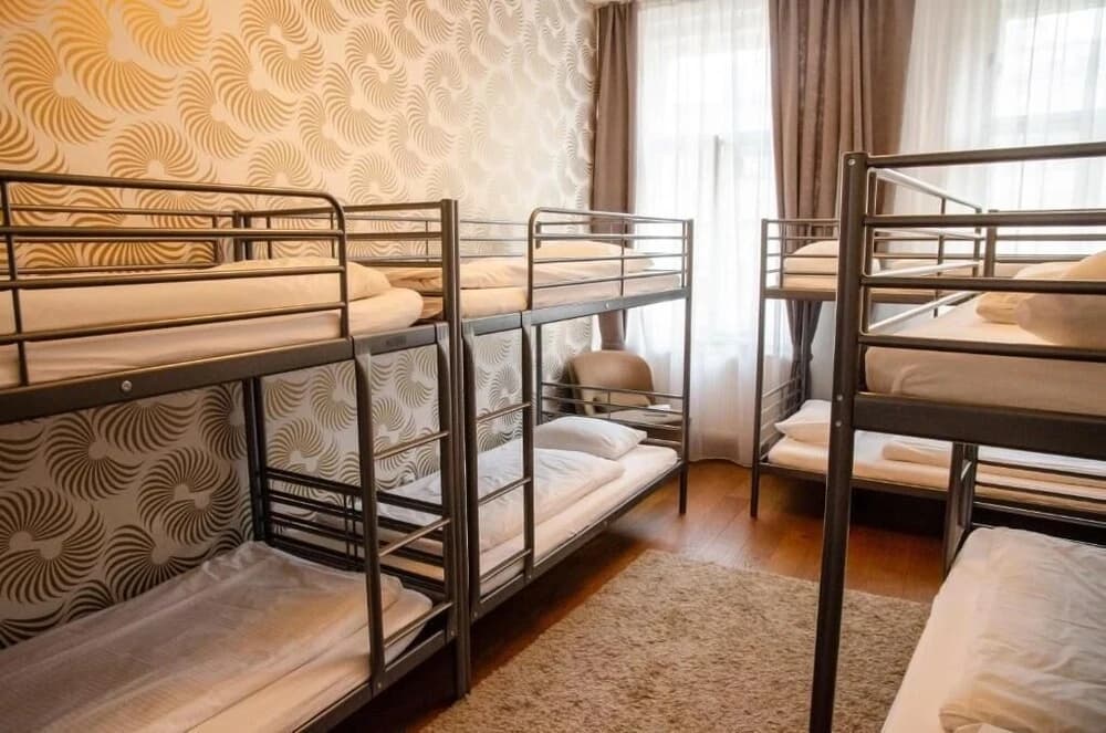 The Republic Garden - Hostel - photo 6