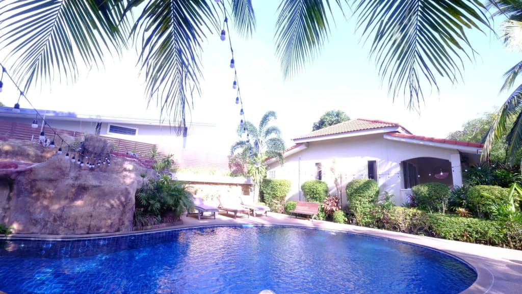 Save House Resort - photo 9