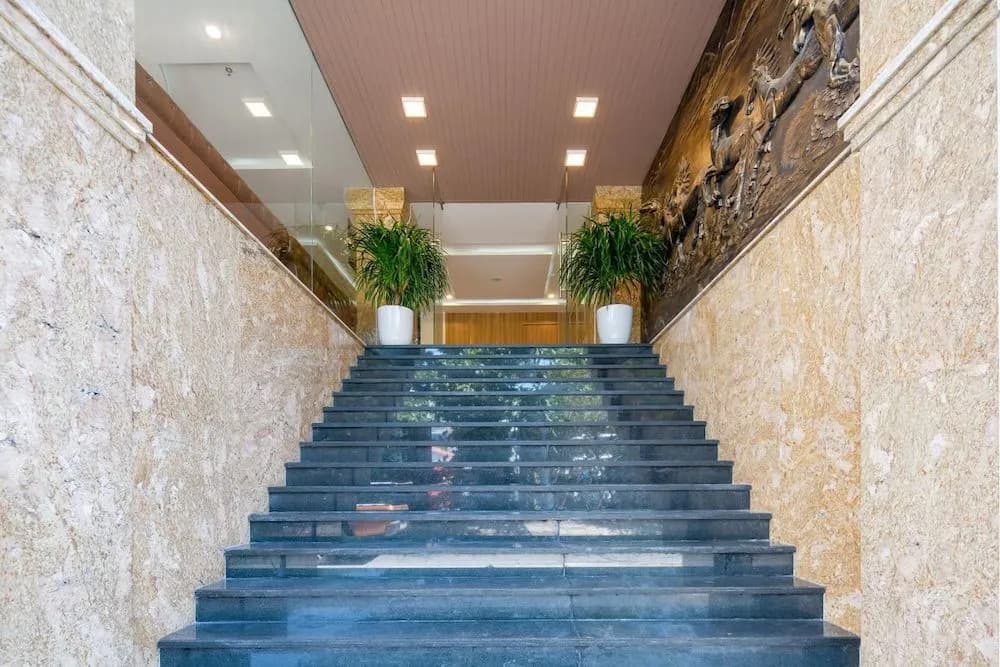 Lotus Rock 05 Hotel - photo 10