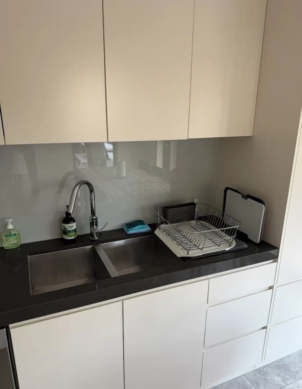 Manly 3 Bedroom Home - Upper Duplex - photo 13